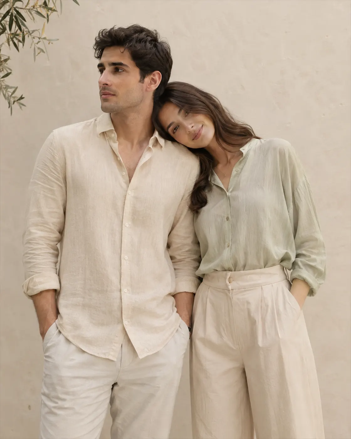 Matching neutral outfits — aesthetic couple picture idea